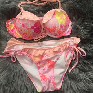 Victoria’s Secret 32A Bombshell bikini set